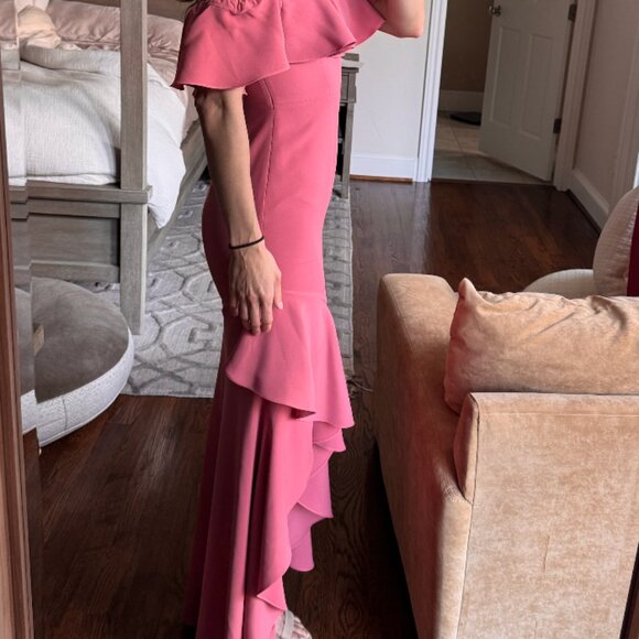 Likely Cabrera Gown in Mauvewood Ruffle Asymmetrical Off Shoulder Pink Size 0 - Picture 3 of 7